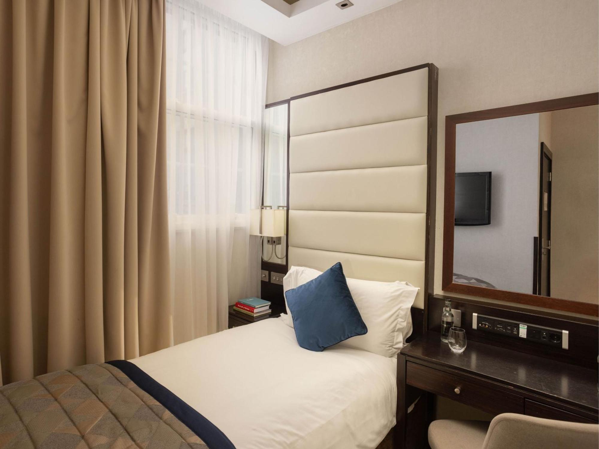 Montcalm Brewery, London City Bagian luar foto A bedroom at the hotel